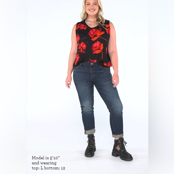 Cabi - New Complete Top - Picture 1 of 8